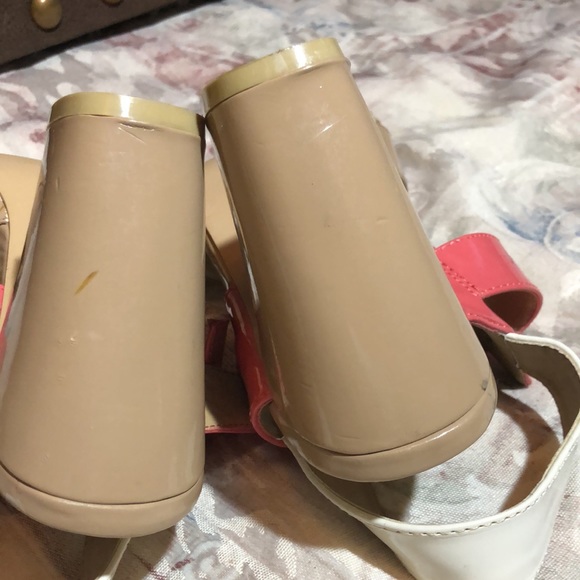 Rampage Strappy Chunky Heel Sandals - Picture 6 of 7